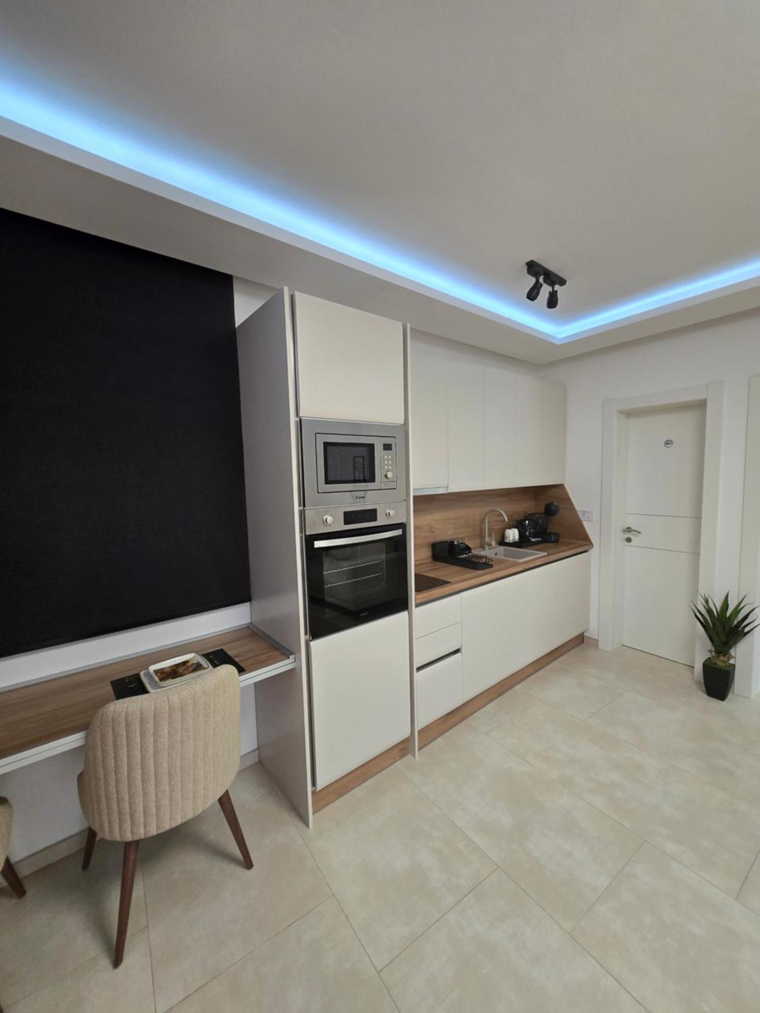 Marea Deluxe Apartments Kotor Luaran gambar